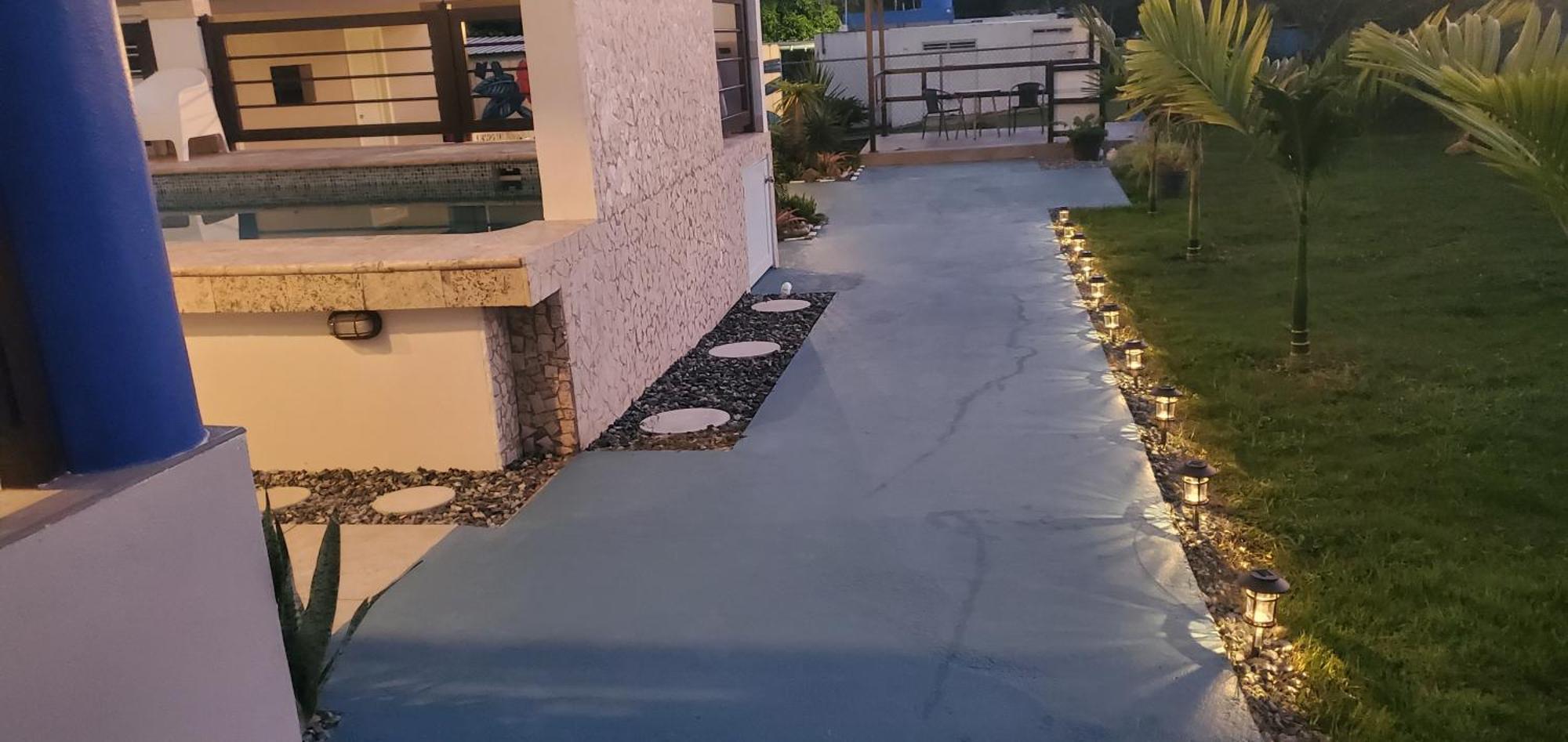 2 Palmas Str Hotel Aguadilla Bagian luar foto